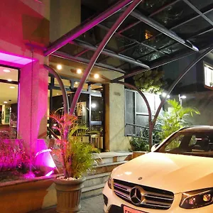 https://premium-flats-berrini.topsaopaulohotels.com